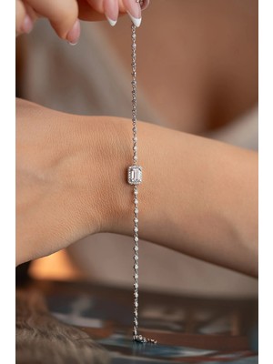 Nereze 925 Ayar Gümüş Rodyum Kaplama Zirkon Taş Zincirli Baget Tektaş Model Bileklik