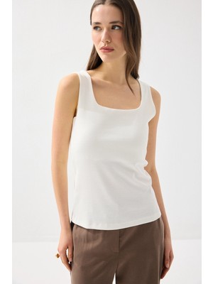 Gusto Kare Yaka Pamuk Atlet - Beyaz