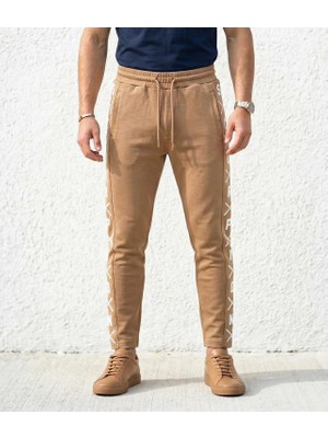 Plus Scorpion Erkek Slim Fit Eşofman Altı – Yazılı Şerit Detaylı, Dar Paça Jogger Pantolon