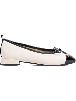 Clarks Krem - Siyah Kadın Babet 26186333