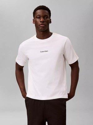 Calvin Klein Erkek Regular Fit Yuvarlak Yakalı Omuzları Şerit Çizgili Kısa Kollu Beyaz T-Shirt LVGMS6K103-100