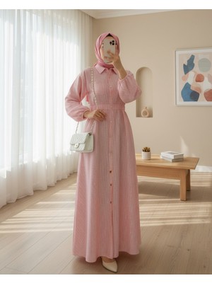 Modamorfo Beli Lastikli Boydan Düğmeli Çizgili Elbise -Pudra