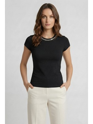 Curvy Trend Yaka Taş Işlemeli Bisiklet Yaka Basic Kısa Kol Bluz