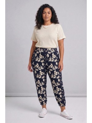 Curvy Trend Büyük Beden Krem Çiçekli Desen Beli ve Paçası Lastikli Viskon Pantolon