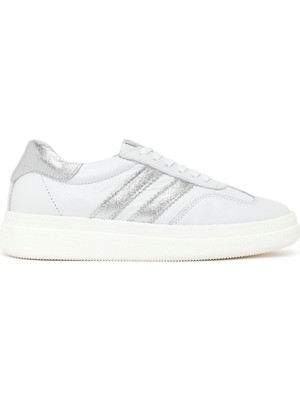 Derimod Kadın Beyaz Bağcıklı Kalın Tabanlı Deri Sneaker 26PFD510314