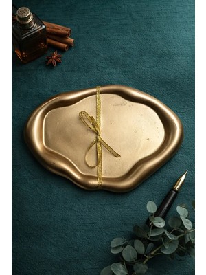 Yoyomold Dalgalı Sunumluk Gold Takı Tabağı-Sunumluk-Tasarım Biblo