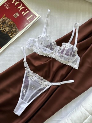 Ecs Butik Çiçek Nakışlı Desteksiz Balenli Tül Sütyen & Tanga Takımı