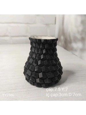 Yoyomold Prizma Saksı Vazo Silikon Kalıp – Modern ve Şık Dekoratif Hediye!