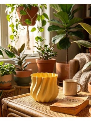 Teknodayım 3D Kıvrımlı Vazo Sarı