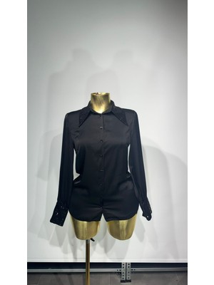 Yakası ve Kolu Uzun Payetli Gömlek