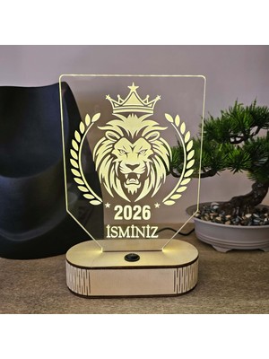 Lerad-Lazer Art Aslan Figürlü Kişiye Özel LED Lamba – Isimli Pleksi Gece Lambası (Adaptörlü)