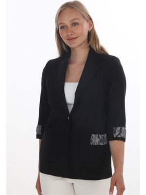 White Diamond Kadın 3/4 Kol Çizgili Detaylı Modern Kesim Blazer Ceket