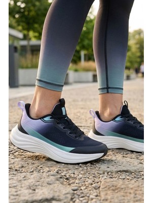 In Step Aurora Flow : Nefes Alabilen ve Yüksek Tabanlı Kadın Günlük Yürüyüş Ayakkabısı – Mavi