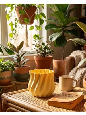 3D Kıvrımlı Vazo Sarı Midastech