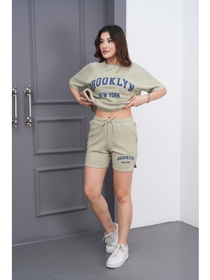Dı Loria Kadın Yeşil Baskılı Oversize Yazlık Rahat Tişört Şort Takım