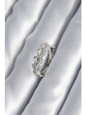 Nuveden Pirinç Gümüş Renk Kalp Model Inci Detay Kadın Yüzük