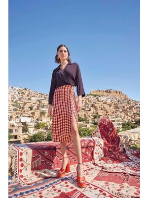 Pileli Store Etnik Desenli Saten Etek Takımı