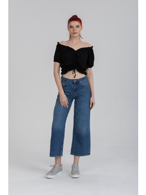 Şamdan Siyah Renk Önü Büzgülü Detaylı Balon Kol Crop Bluz