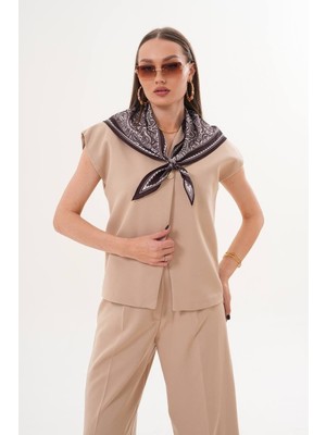 Fular Detaylı 3'lü Takım – Şık Bluz Pantolon Kombin