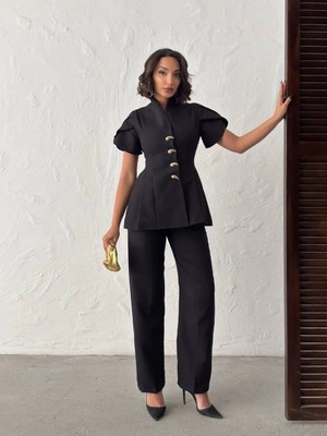 Gold Düğme Detaylı Peplum Kesim Şık Kadın Takım