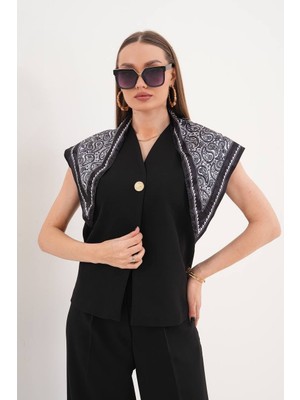 Fular Detaylı 3'lü Takım – Şık Bluz Pantolon Kombin