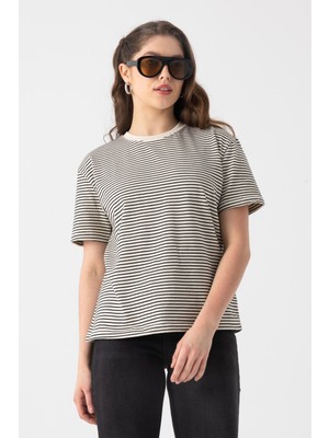 i8 Denim Kısa Kollu Çizgili T-Shirt