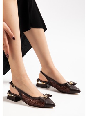 Dail Fiyonklu Kadın Babet