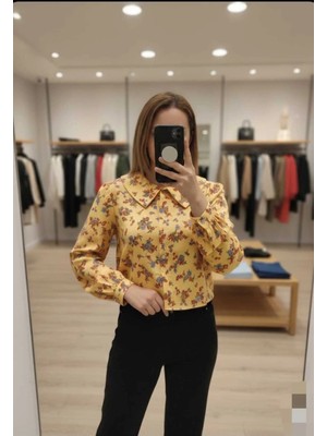 Azram Fashion Kadın Çiçek Detaylı Crop Gömlek