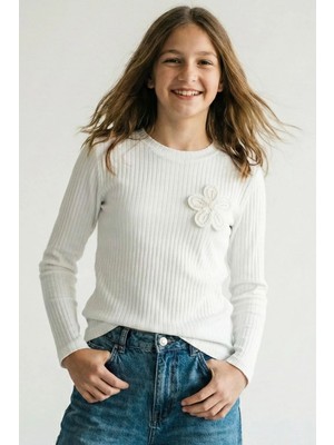 Breeze Kız Çocuk Uzun Kollu Tişört Boncuk Işlemeli Çiçek Arma Detaylı 9-14 Yaş, Beyaz