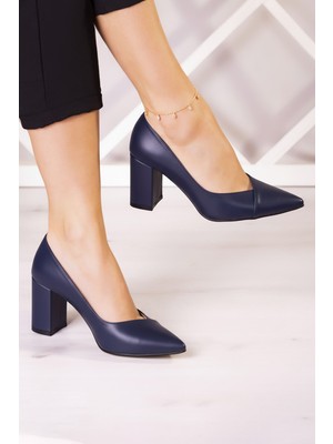 Erkan Saçmacı Belinda Lacivert Vegan Sivri Burun Kalın Topuklu Klasik Ayakkabı