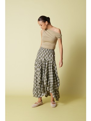 Nisan Triko Ekose Desenli Asimetrik Etek