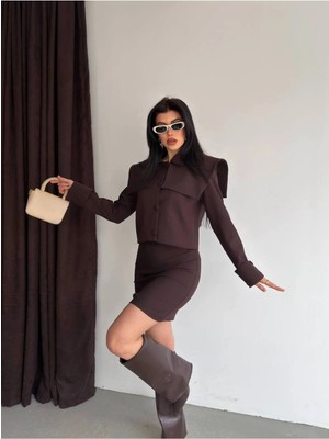 Vesantia Kadın Acı Kahve Vatkalı Pelerin Detaylı Ceket Etek Takım