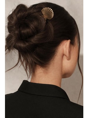 New Obsessions Istridye Uçlu Gold Metal French Topuz Tokası