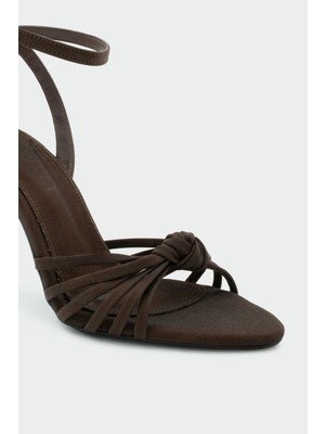 Laminta Waster Düğüm Detaylı Kadın Acı Kahve Topuklu Ayakkabı