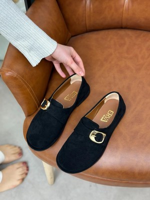 Erva'nın Butiği Siyah Süet (Ivey) Gold Toka Detay Kadın Günlük Ayakkabı