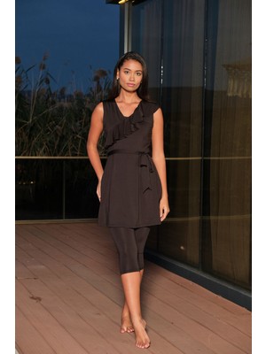 Tesmay Kadın Düz Renk Ince Kaplı Fır Fır Detaylı Yarı Kapalı Mayo