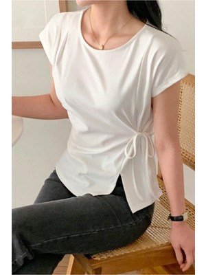 Cool Tarz Kadın Yan Bağlama Detaylı Tişört – Günlük Şık, Rahat Kesim, Modern Basic Bluz