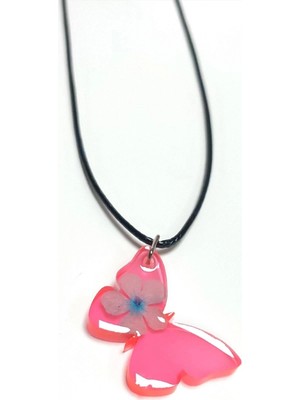 Pileli Store Kartopu Çiçeği Kelebek Epoksi Kolye