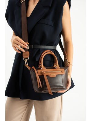 MEGA Çok Bölmeli Kadın El Çantası – Ayarlanabilir Askılı Omuz ve Çapraz Çanta