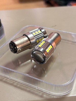 Yenilzd Çift Duy 1016 LED P21/5W Çift Duylu Beyaz Renk LED Ampul.  1157-24 Ledli Apex Beyaz