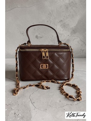CLASSBAG Kadın Kahverengi Mini Kutu, Kapitone Desenli Zincir Askılı Çapraz ve El Çantası