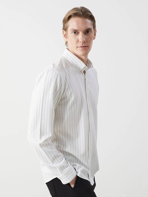 Lc Waikiki Yeni Sezon Slim Fit Uzun Kollu Çizgili Armürlü Erkek Gömlek
