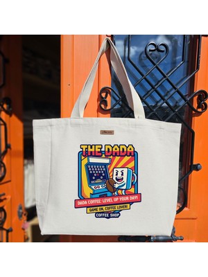 Bumudur Aksesuar Oyun Temalı Kahve Tasarımı Dada Coffee Gününüzü Seviye Atlatın Baskılıı Naturel Kanvas Bez Çanta Sap Beyaz Cırt Cırtlı Suluk Tutuculu - Büyük