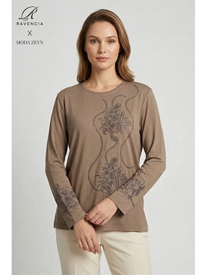 Ravencia Kadın Sarmal Yaprak Desenli Yaka ve Etek Taşlı Işlemeli Yırtmaçlı Likralı Anne Penye Bluz