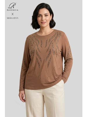 Ravencia Kadın Sarmal Çubuk Desenli Yaka ve Etek Taşlı Işlemeli Yırtmaçlı Likralı Anne Penye Bluz