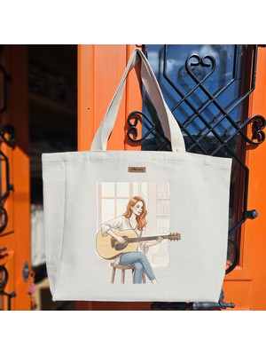 Bumudur Aksesuar Gitar Çalan Kadın Illüstrasyonu Guitar Playing Woman Illustration Baskılıı Naturel Kanvas Bez Çanta Sap Beyaz Cırt Cırtlı Suluk Tutuculu - Büyük