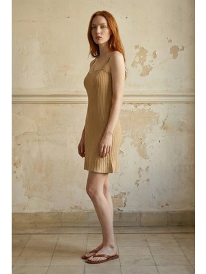 Hiccup Kadınlar MY FASHION Fitilli Kare Yakalı Vücuda Oturan Midi Elbise Deve Kahvesi