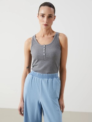 Lc Waikiki Yeni Sezon U Yaka Dokulu Kadın Atlet