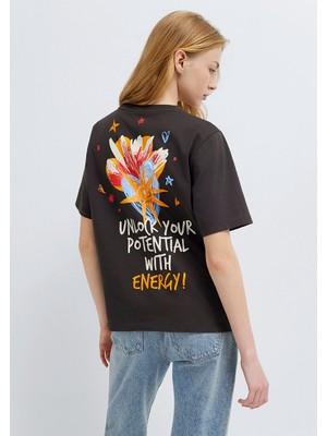 Mavi Sırt Baskılı Kahverengi Tişört 1613731-70236