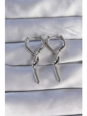 İlk El Grup Ietaks™ Pirinç Gümüş Renk Sarmal Çubuk Tasarımlı Uzun Küpe